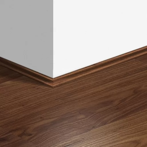 Ламинированный плинтус Quick-Step Скоция | QSSCOT01043MD240