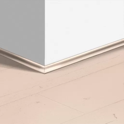Ламинированный плинтус Quick-Step Скоция | QSSCOT04754MD240