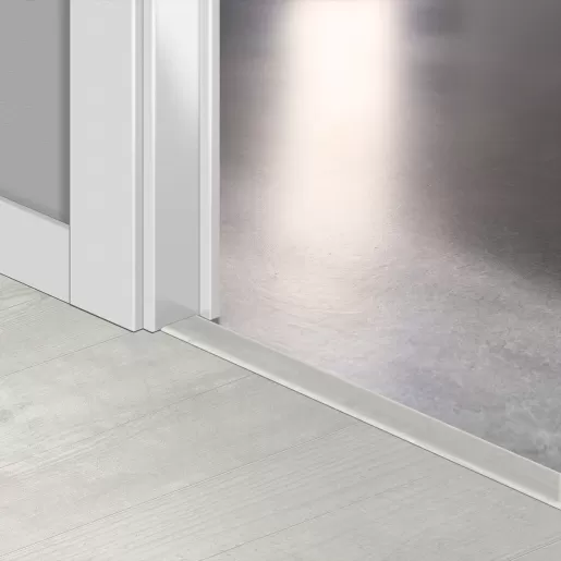 Профиль Incizo QSVINCP40204